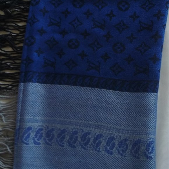 SALE Luxe Large LV Louis Vuitton Light and Dark Blue Wool Scarf Wrap Huge 28x75" - Picture 7 of 8